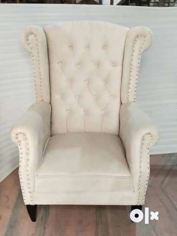 Wing chair deals olx