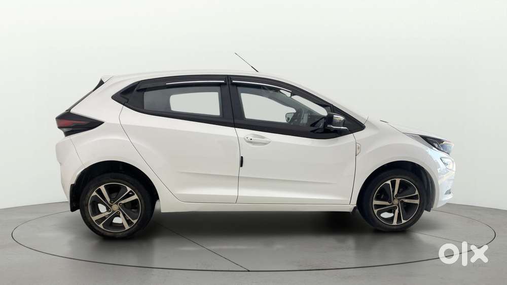 Tata Altroz Xz, 2022, Petrol