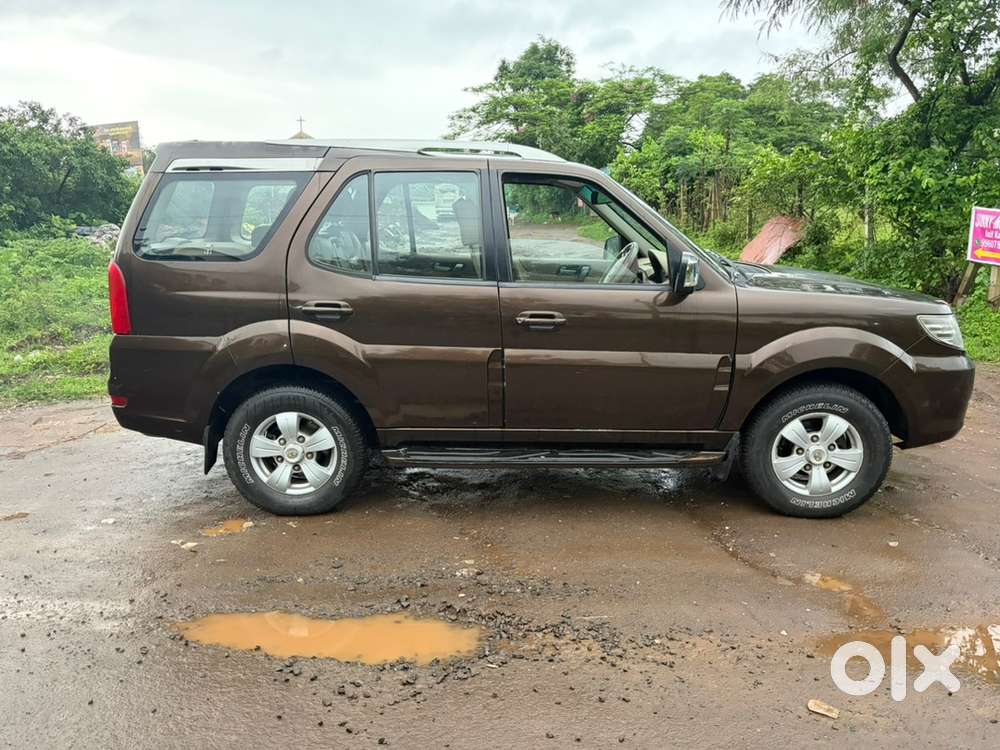 Tata Safari Storme 2013