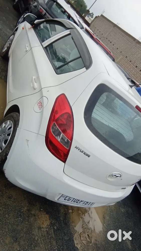 Hyundai I20 2013 Petrol 100000 Km Driven