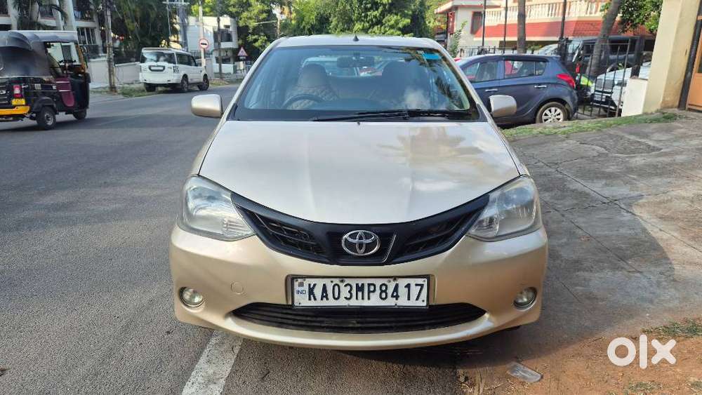 Toyota Etios 2010-2012 V, 2011, Petrol