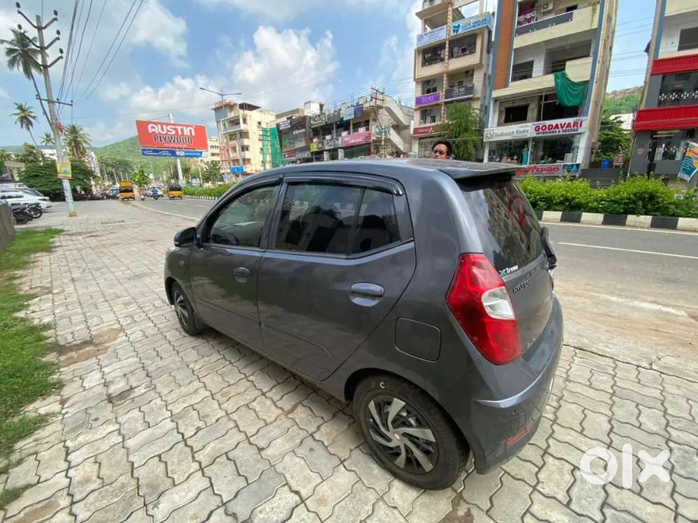 Hyundai I10 2012 Cng & Hybrids 74200 Km Driven
