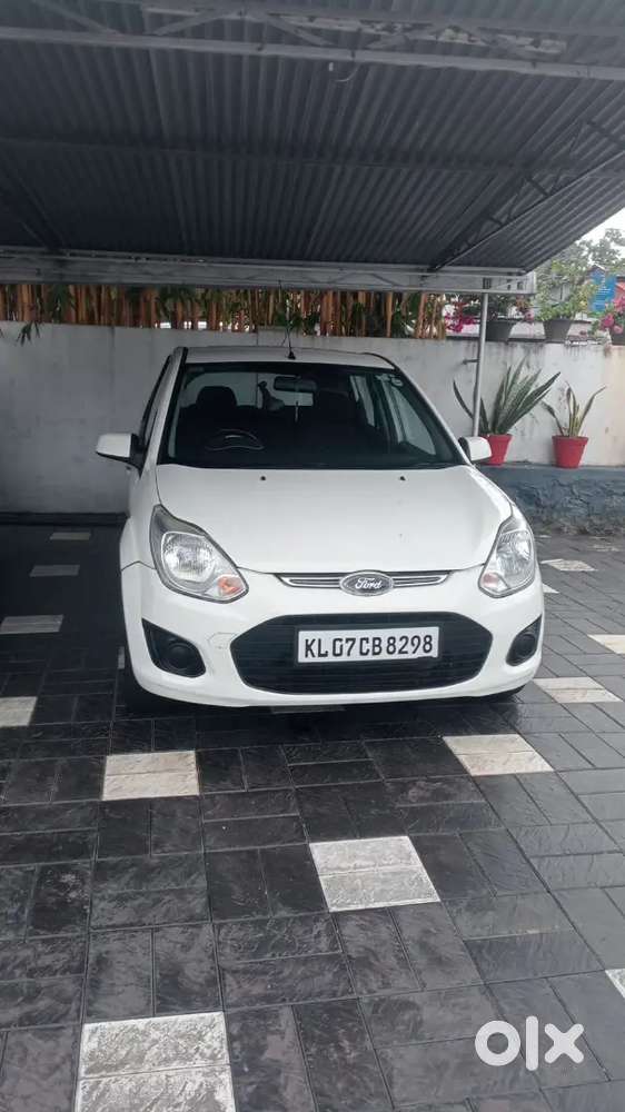 Ford Figo 2014 Diesel 125000 Km Driven Central Lock 2 Airbag