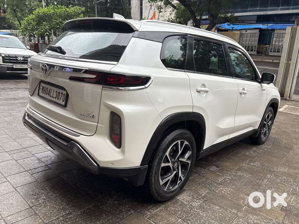 Toyota Urban Cruiser Hyryder 1.5 V Hybrid, 2023, Cng & Hybrids