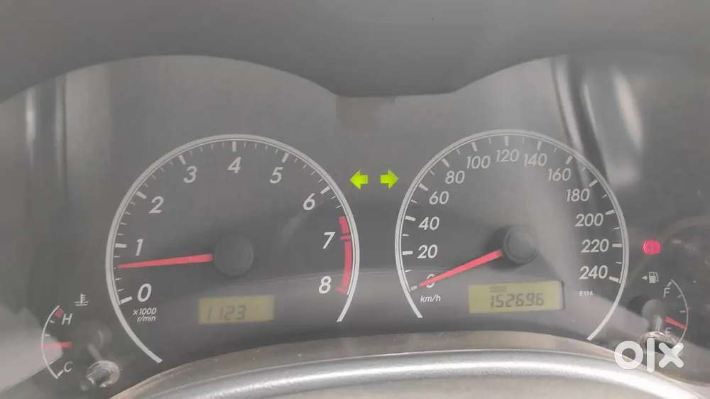 Toyota Corolla Altis 2012