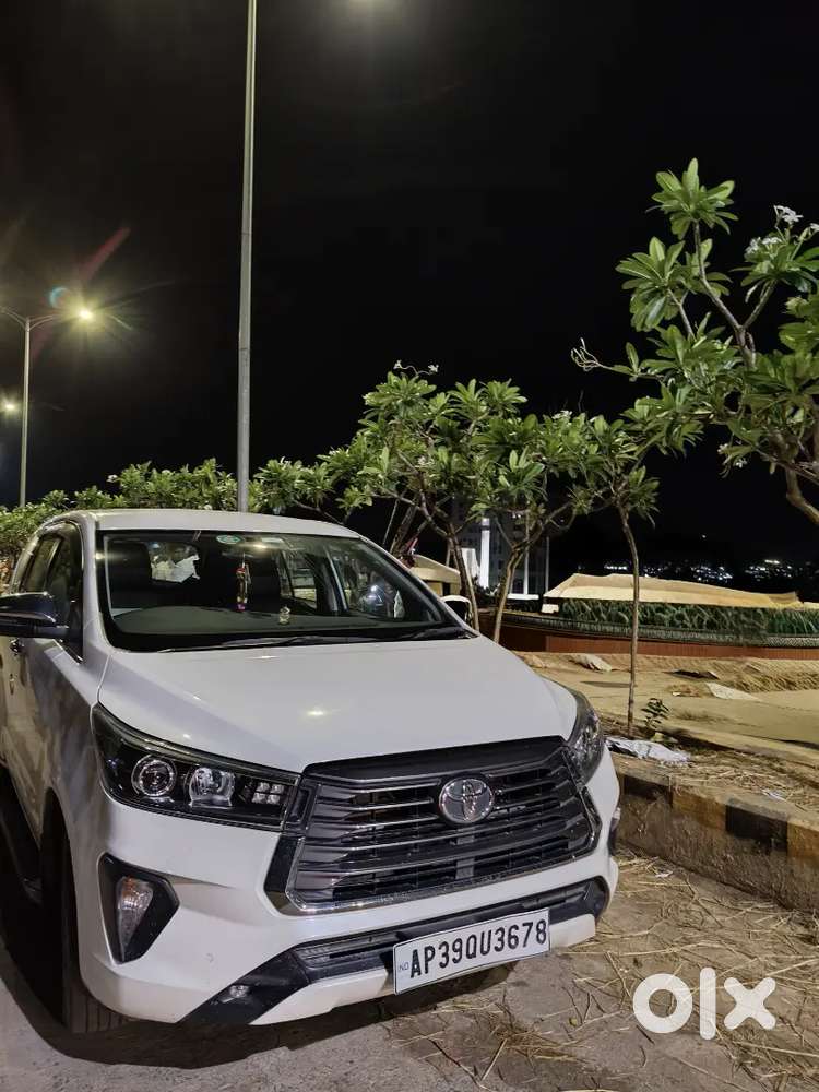 Toyota Innova Crysta 2022