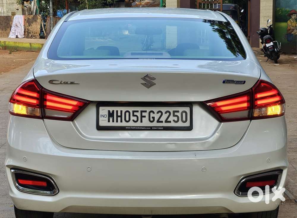 Maruti Suzuki Ciaz Smart Hybrid Alpha , 2023, Petrol