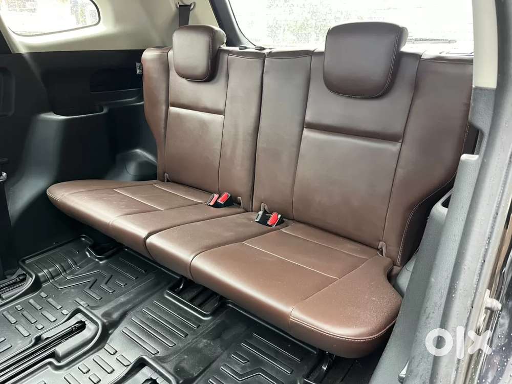 Toyota Innova Hycross 2.0 Zx (o) Hybrid 7 Str, 2025, Petrol