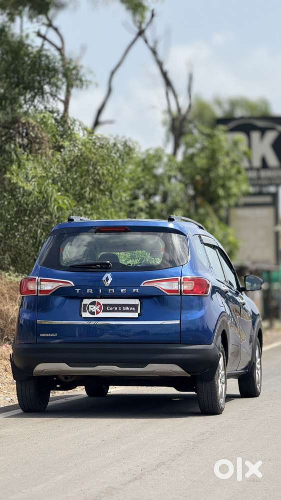 Renault Triber Rxz, 2023, Petrol
