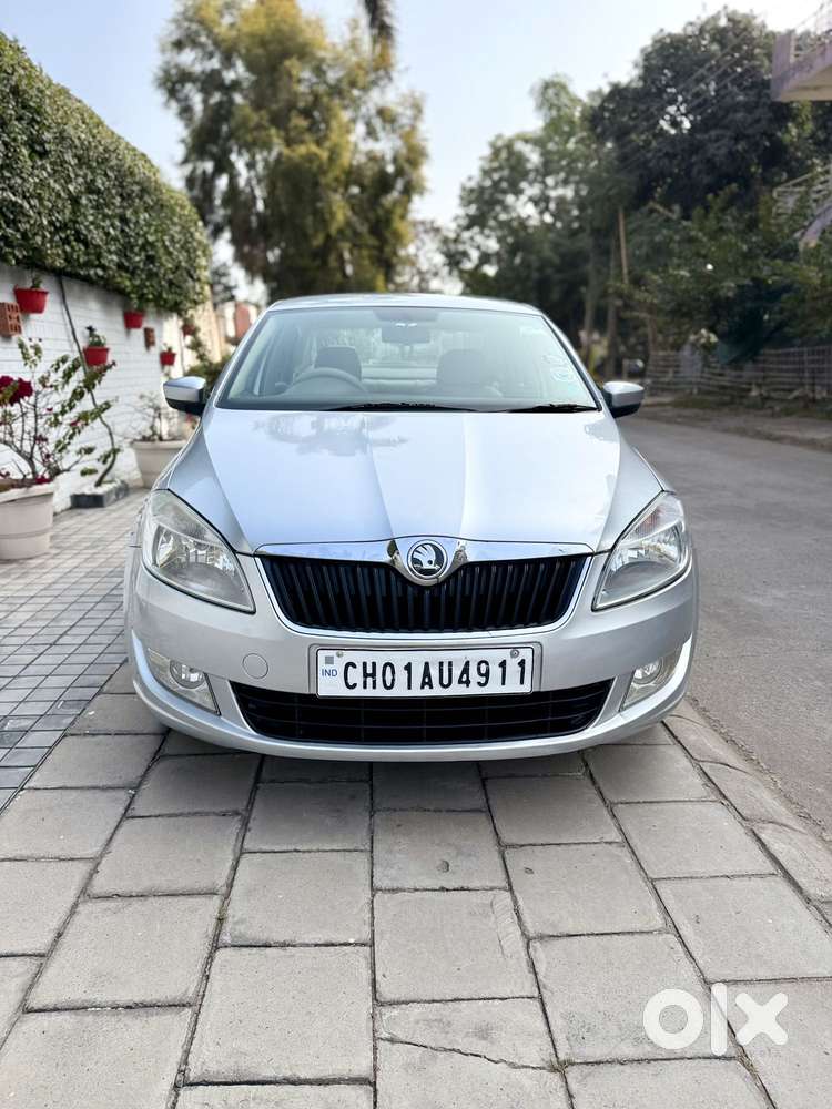 Skoda Rapid 1.6 Mpi Ambition, 2013, Petrol