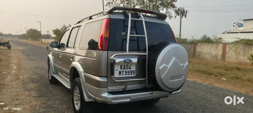 Ford Endeavour 2004