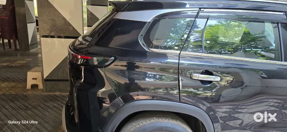 Suzuki Grand Vitara Mid Night Black Colour