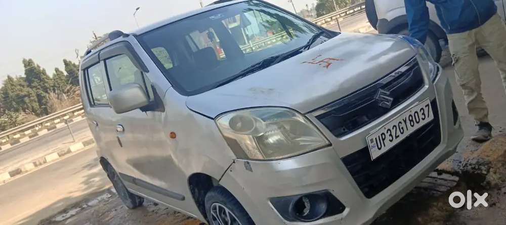 Hm Apni Car Bech Rhe H