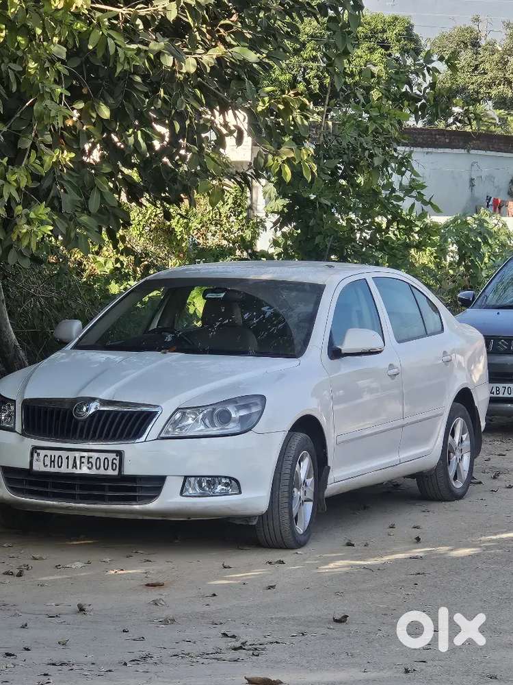 Skoda Laura 2011 Diesel 160000 Km Driven
