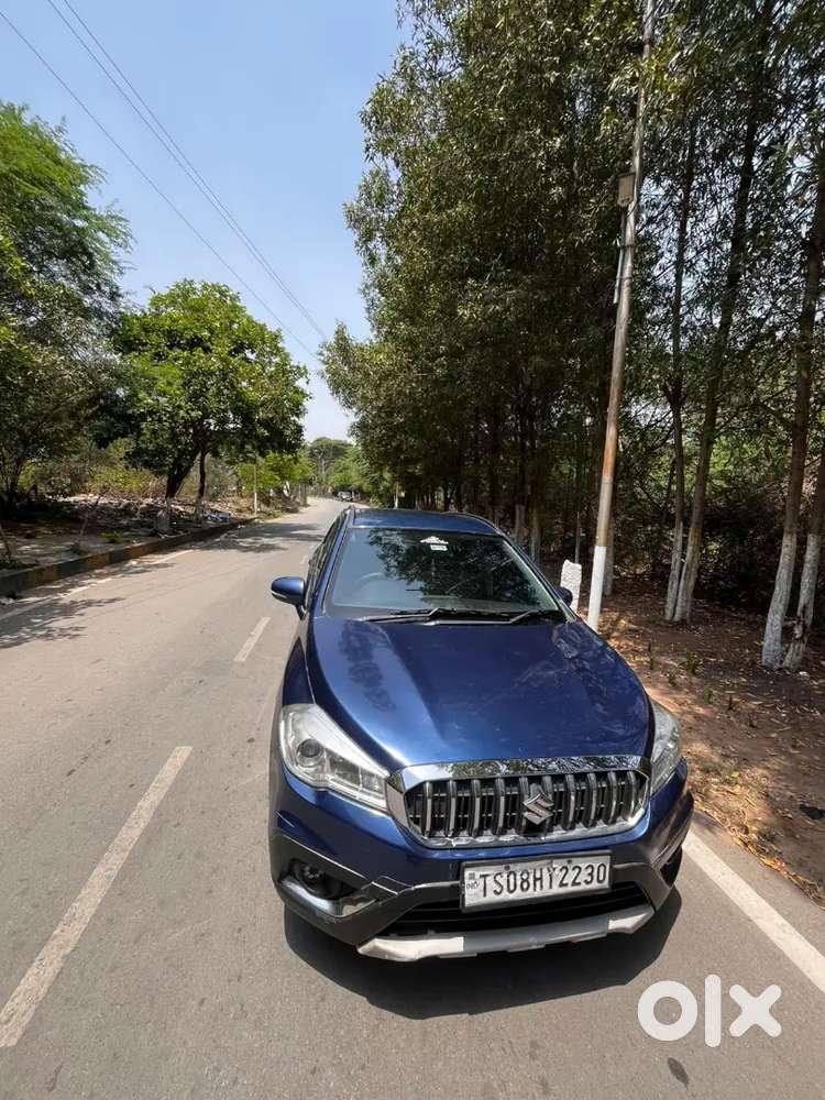 Maruti Suzuki S-cross 2022 Petrol Well Maintained