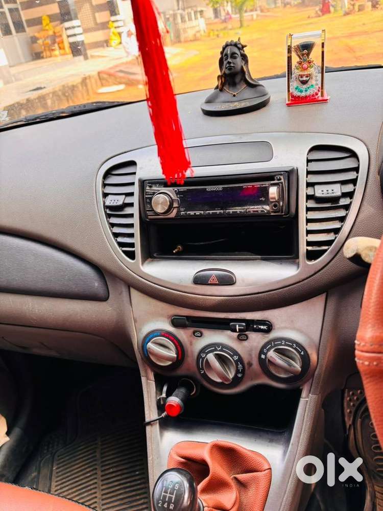 Hyundai Petrol Car 2012