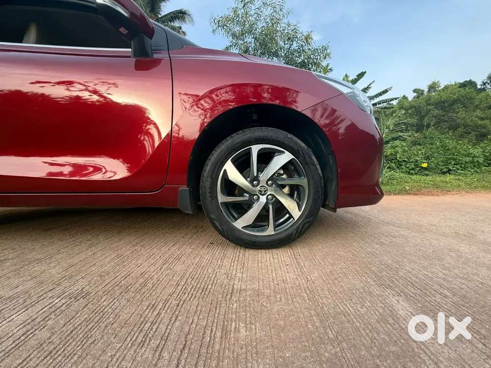 Toyota Glanza 2024 Petrol Well Maintained Less Than 10,000km Driven