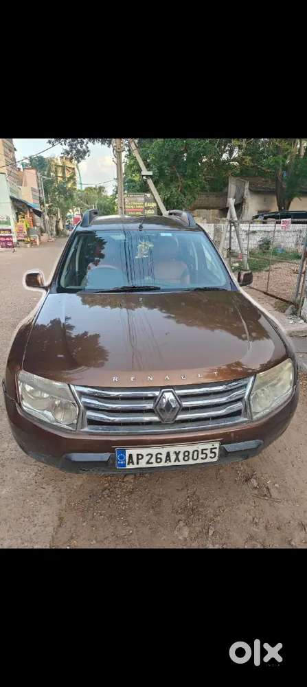 Renault Duster 2013 Diesel 145000 Km Driven No Insurance