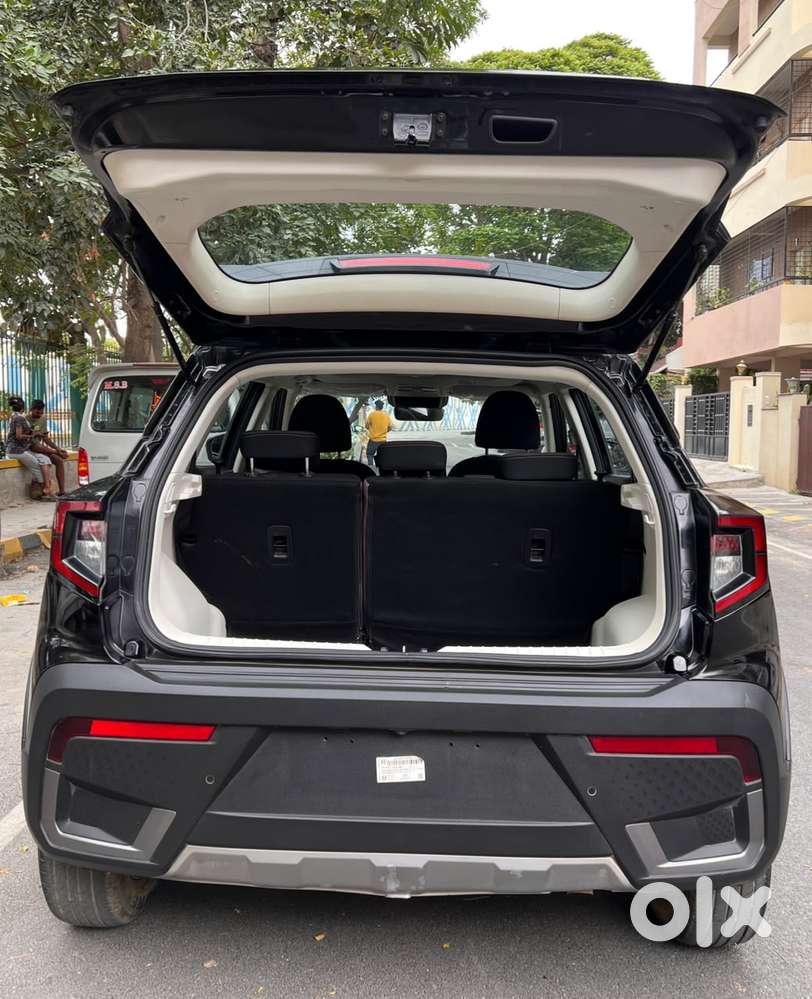 Mahindra Xuv 3xo Ax5l 1.2 Petrol At, 2024, Petrol