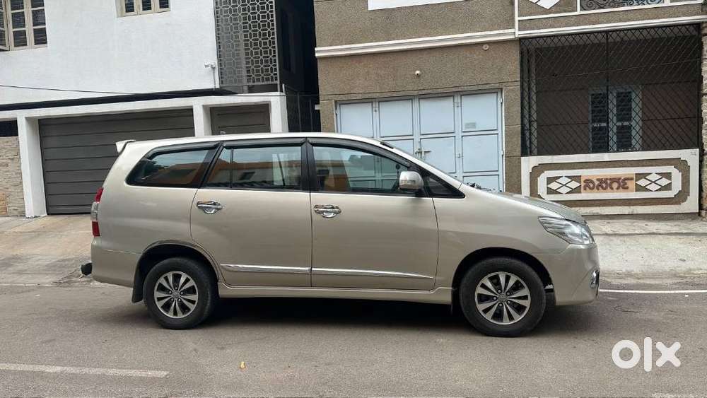 Toyota Innova 2.5 V 7 Str, 2015, Diesel