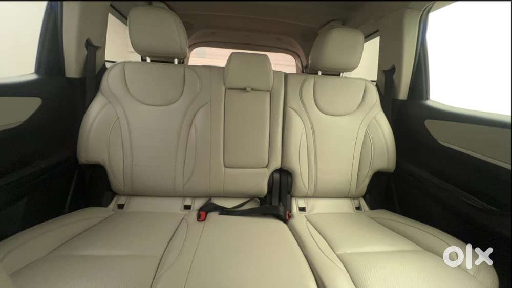 Mahindra Xuv700 2.2 Ax 7 Diesel Mt Luxury Pack Str, 2023, Diesel