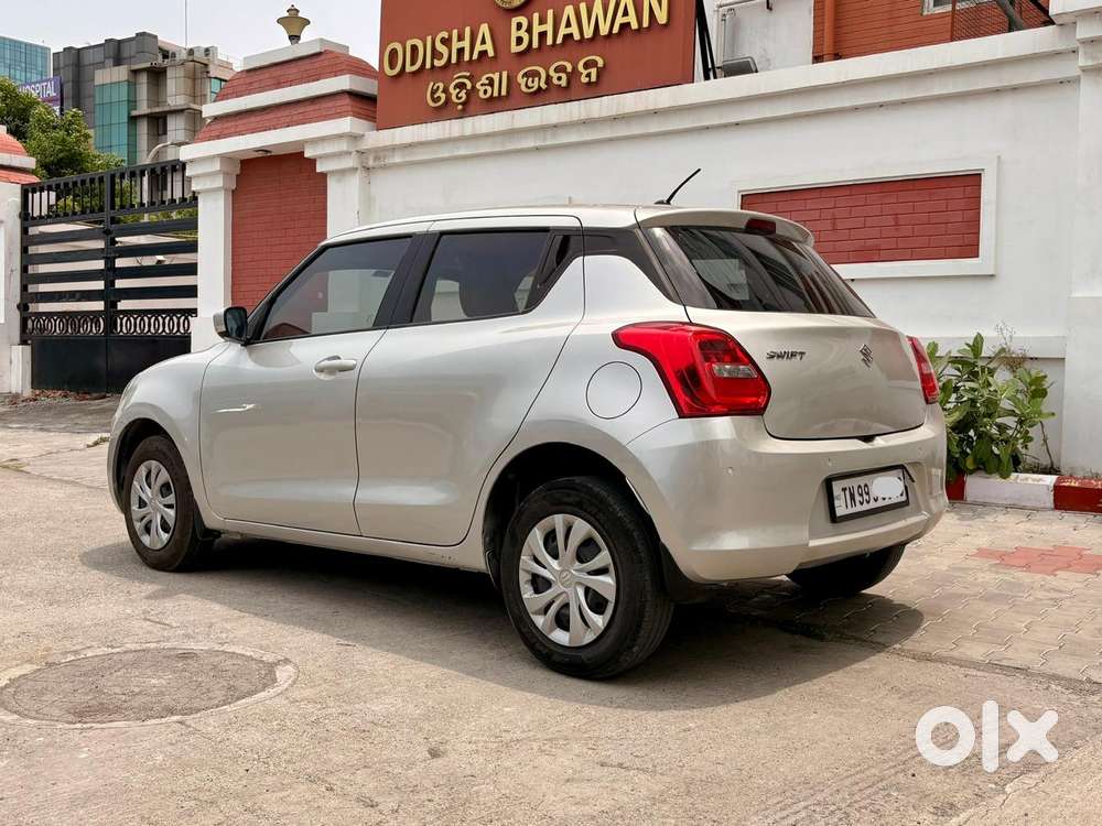 Maruti Suzuki Swift Vxi + Manual, 2020, Petrol