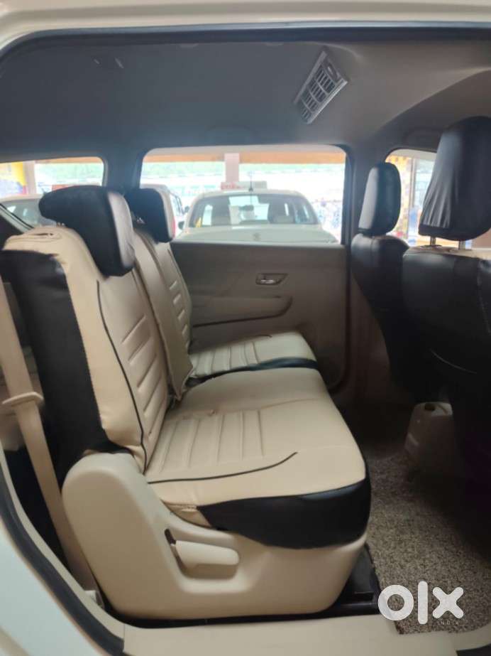 Maruti Suzuki Ertiga 1.5 Vxi, 2024, Petrol