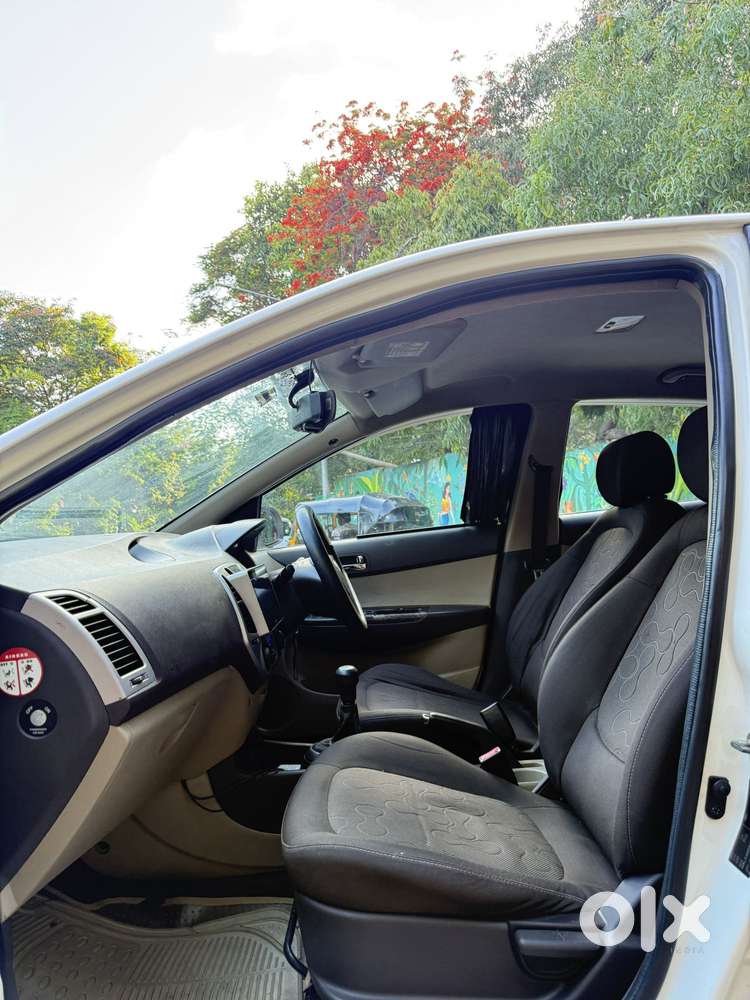 Hyundai I20 Asta, 2011, Cng & Hybrids