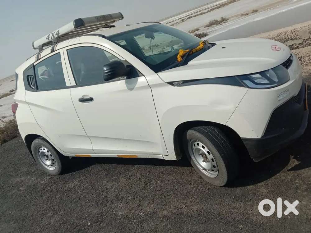 Mahindra Kuv 100 2019