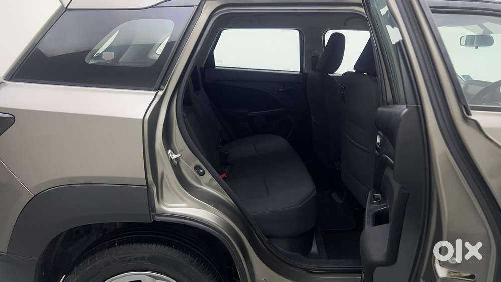 Maruti Suzuki Brezza Vxi At, 2024, Petrol