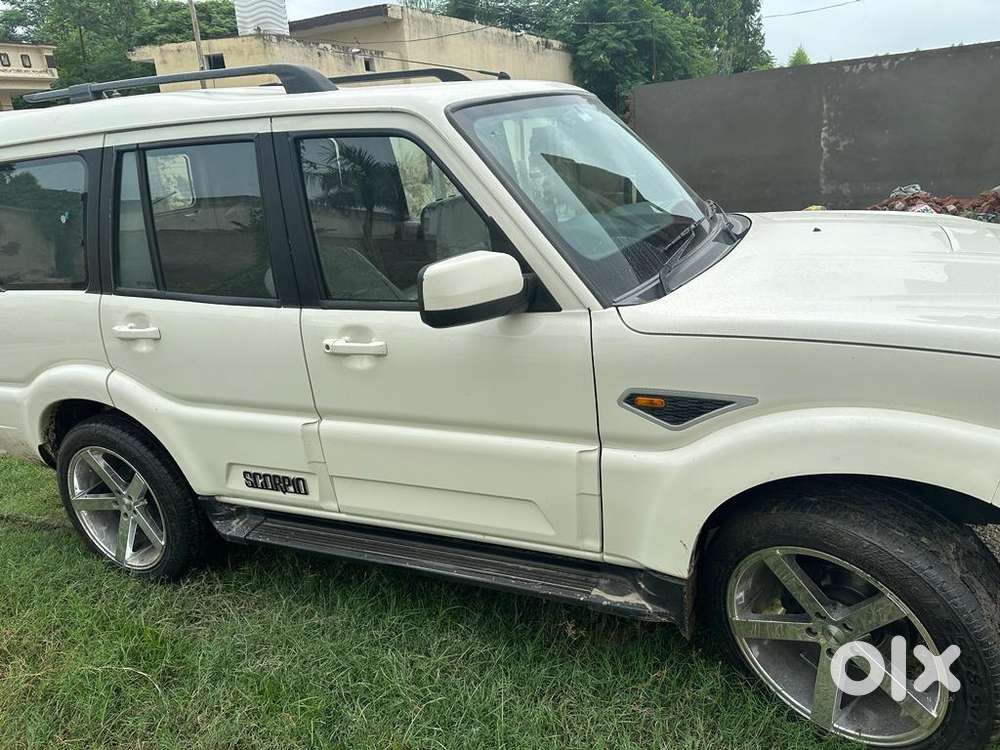 Mahindra Scorpio 2016 Diesel 158000 Km Driven