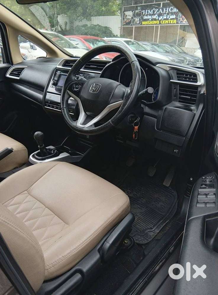 Honda Jazz V Cvt, 2016, Petrol