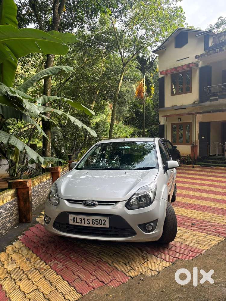 Ford Figo Petrol Manual 2011