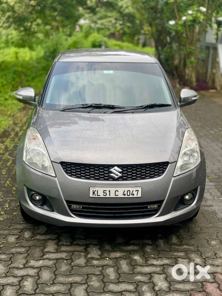 Maruti Suzuki Swift 1.2 Vxi (o), 2012, Petrol
