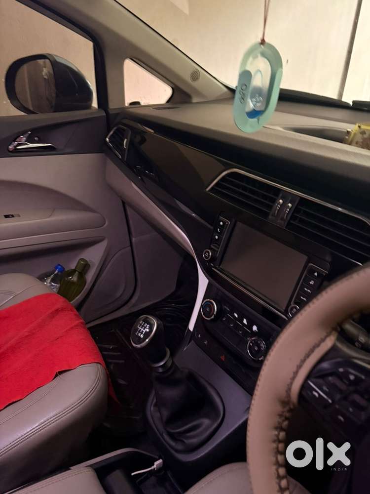 Mahindra Marazzo Diesel 2019
