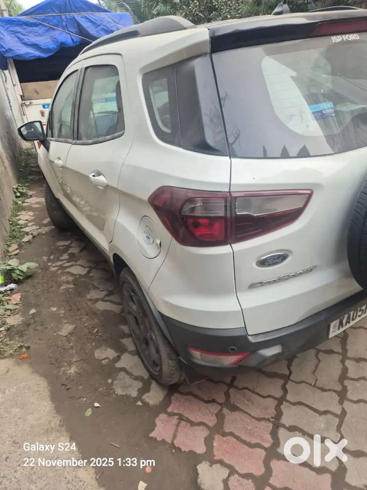 Ford Ecosports Top Model With Sunroof In Good Condition