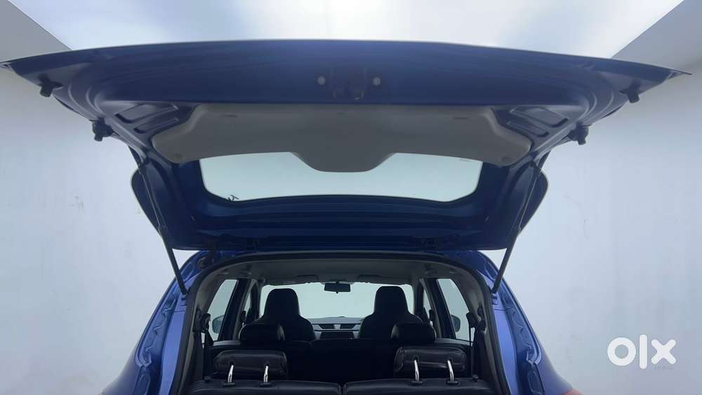 Renault Triber Rxt, 2019, Petrol