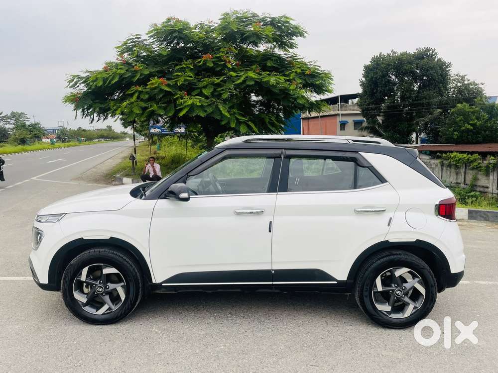 Hyundai Venue 1.0 Sx Turbo Imt Dual Tone Sport, 2019, Petrol