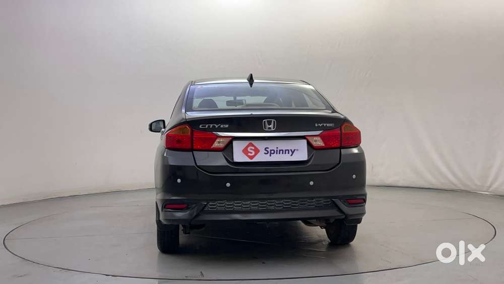 Honda City I-vtec V, 2018, Petrol
