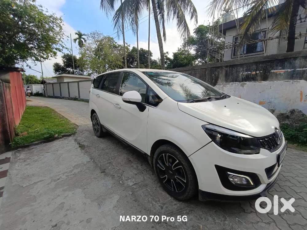 Title - * Car Model - Mahindra Marazzo M8
* 56275 Km Driven