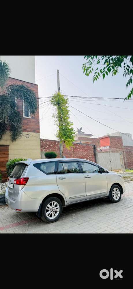 Toyota Innova Crysta 2.8z Automatic, 2017, Diesel
