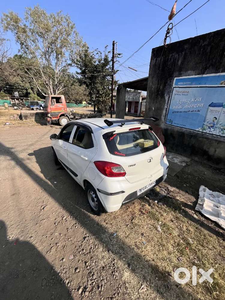 2nd Owner Tata Tiago 2017