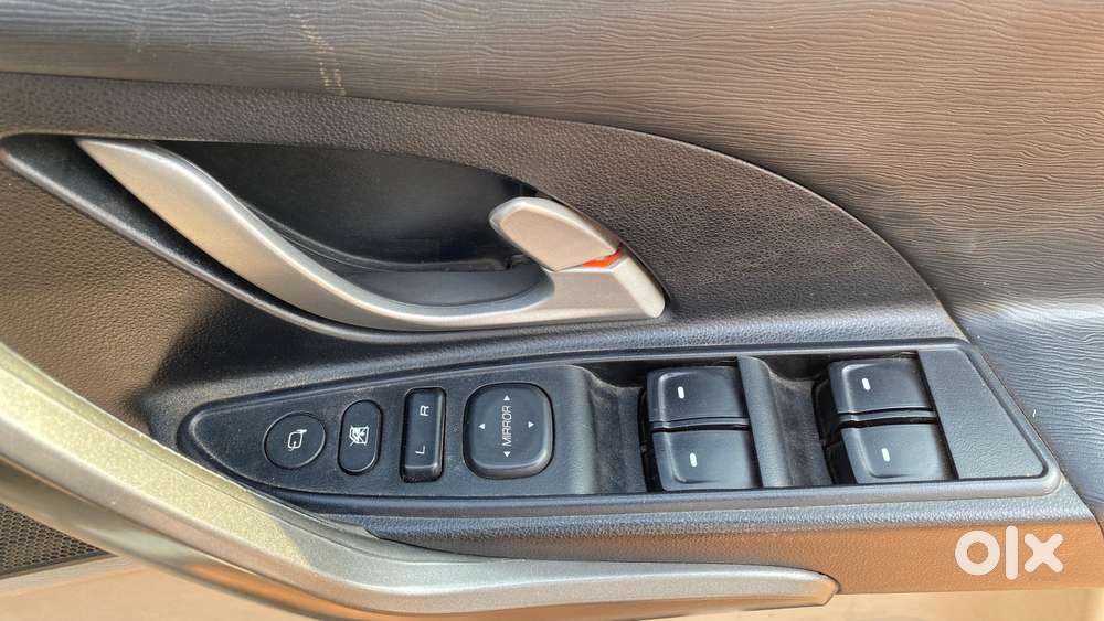 Mahindra Xuv500 At W10 Fwd, 2017, Diesel