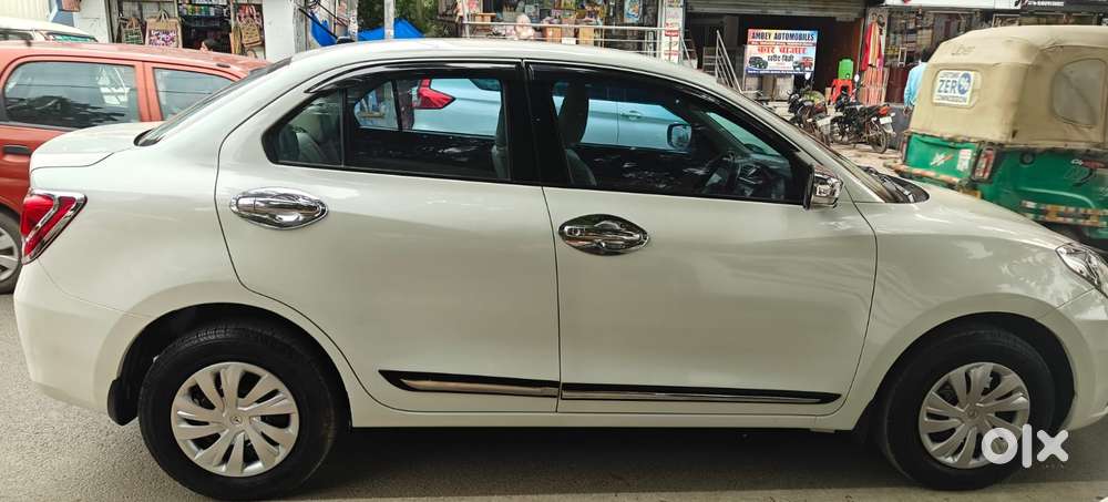 Maruti Suzuki Dzire 1.2 Vxi, 2023, Cng & Hybrids
