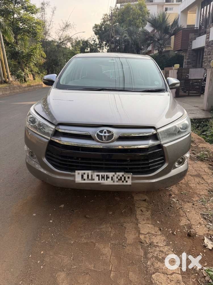 Toyota Innova Crysta 2017