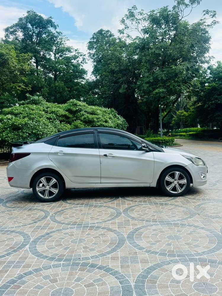Hyundai Fluidic Verna Petrol 2015