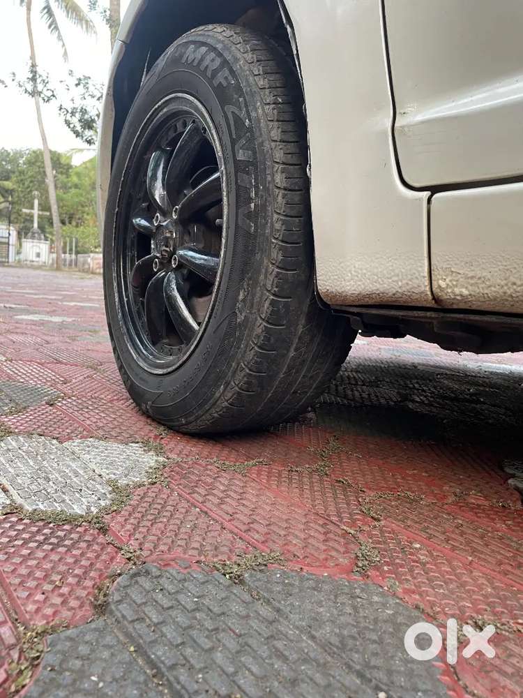 Maruti Suzuki Swift 2010