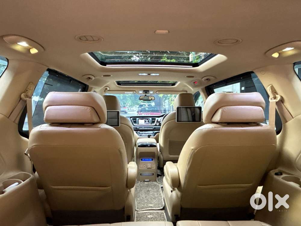 Kia Carnival Limousine Plus 7 Str, 2022, Diesel