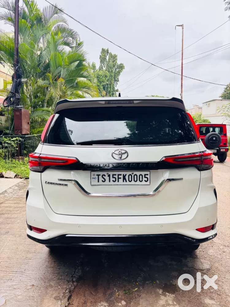 Toyota Fortuner Legender, 2021, Diesel