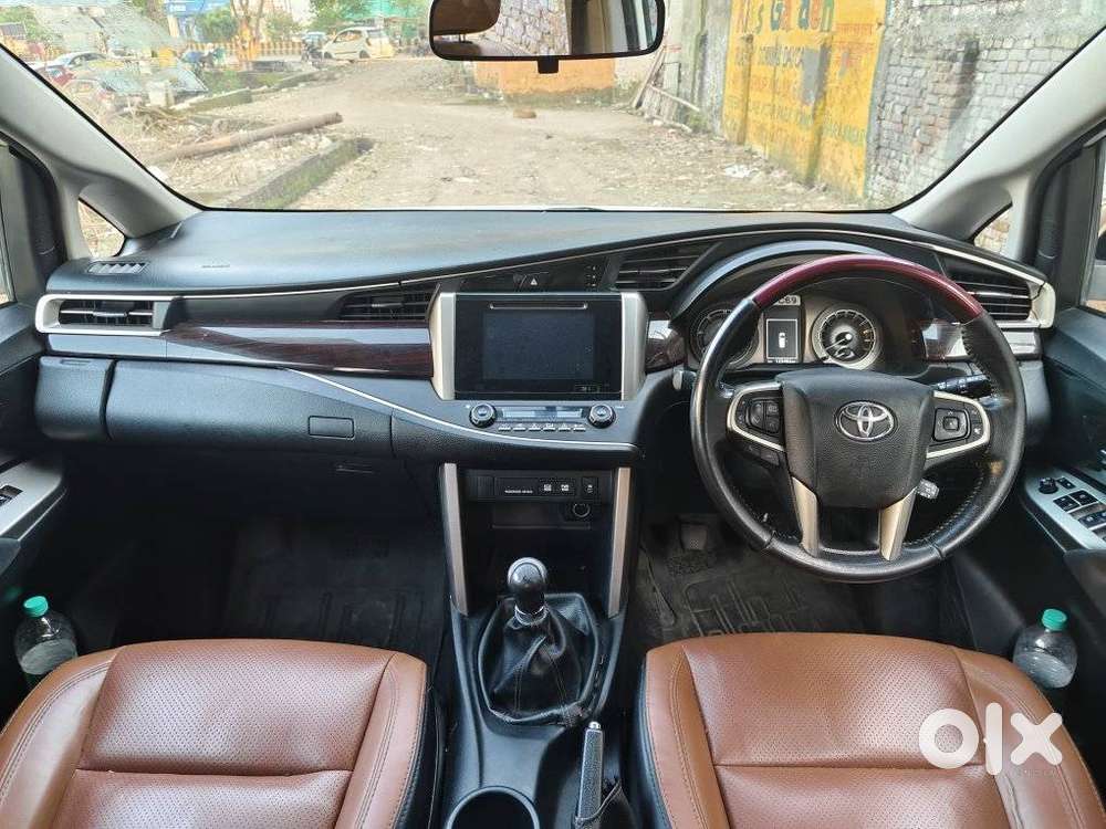 Toyota Innova Crysta Touring Sport 2.4 Mt, 2018, Diesel